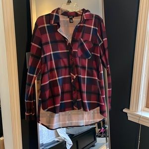Plaid Button Up l Medium